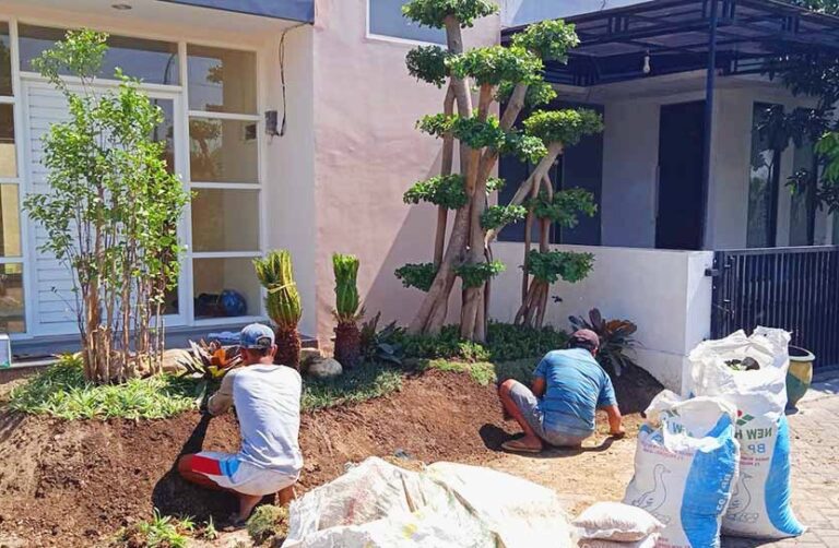 Renovasi dan Penataan Ulang Taman Lama di Surabaya