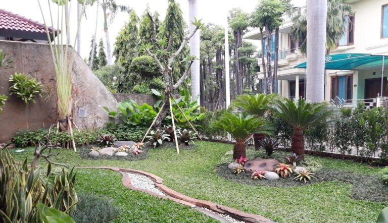 taman surabaya utara
